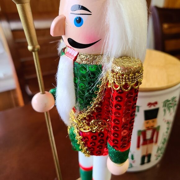 Christmas Nutcracker Soldier Wooden Statue Holiday Decor Decoration Red Green - Picture 7 of 12